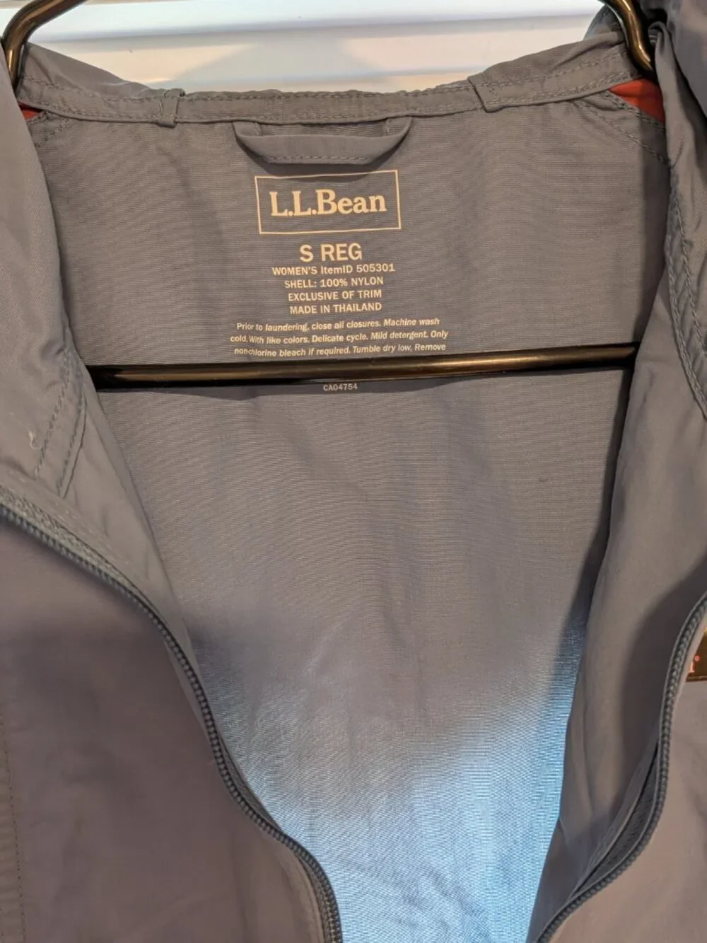 L.L. Bean Women's Mountain Classic Anorak, Multi-Color Size Small - Picture 6 of 6